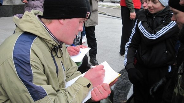 У Луцьку памʼять Шухевича вшанували пробігом. ФОТО